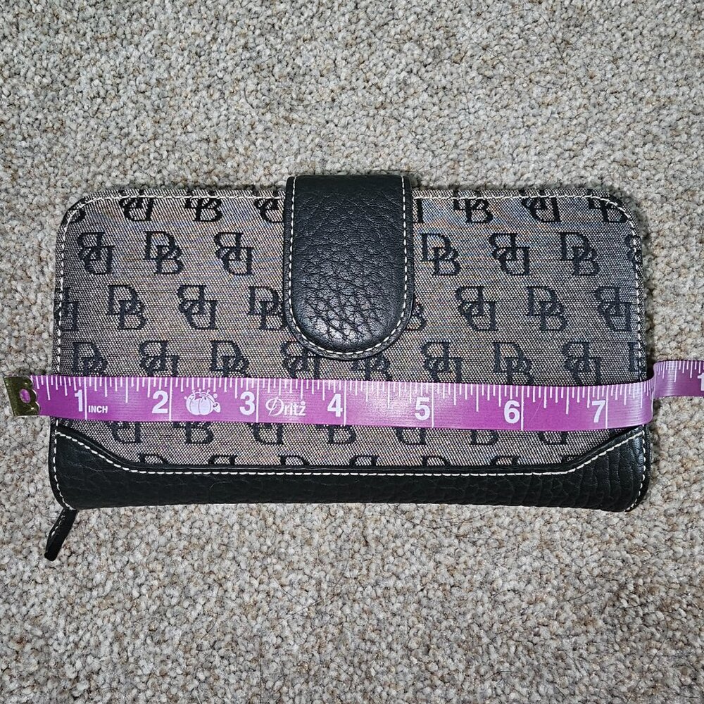 Dooney & Bourke Wallet - Picture 8 of 9
